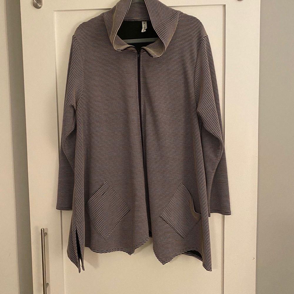 Awesome light weight jacket funky blazer